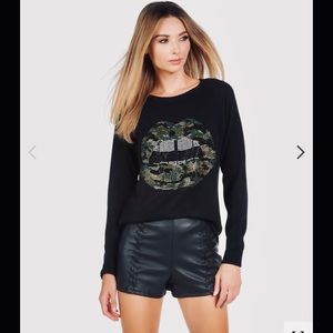 Lauren Moshi north camo lip ultra soft lightweight cashmere sweater
